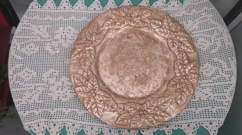 Piatto dorato natalizio