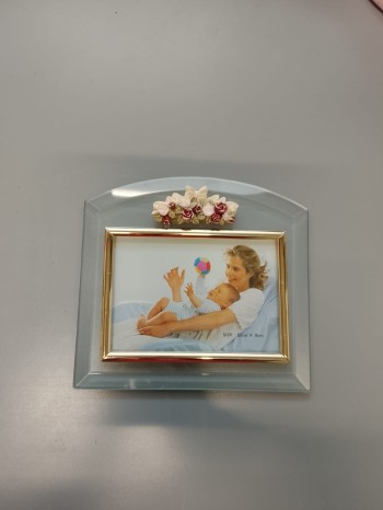 Cornice in plexiglass