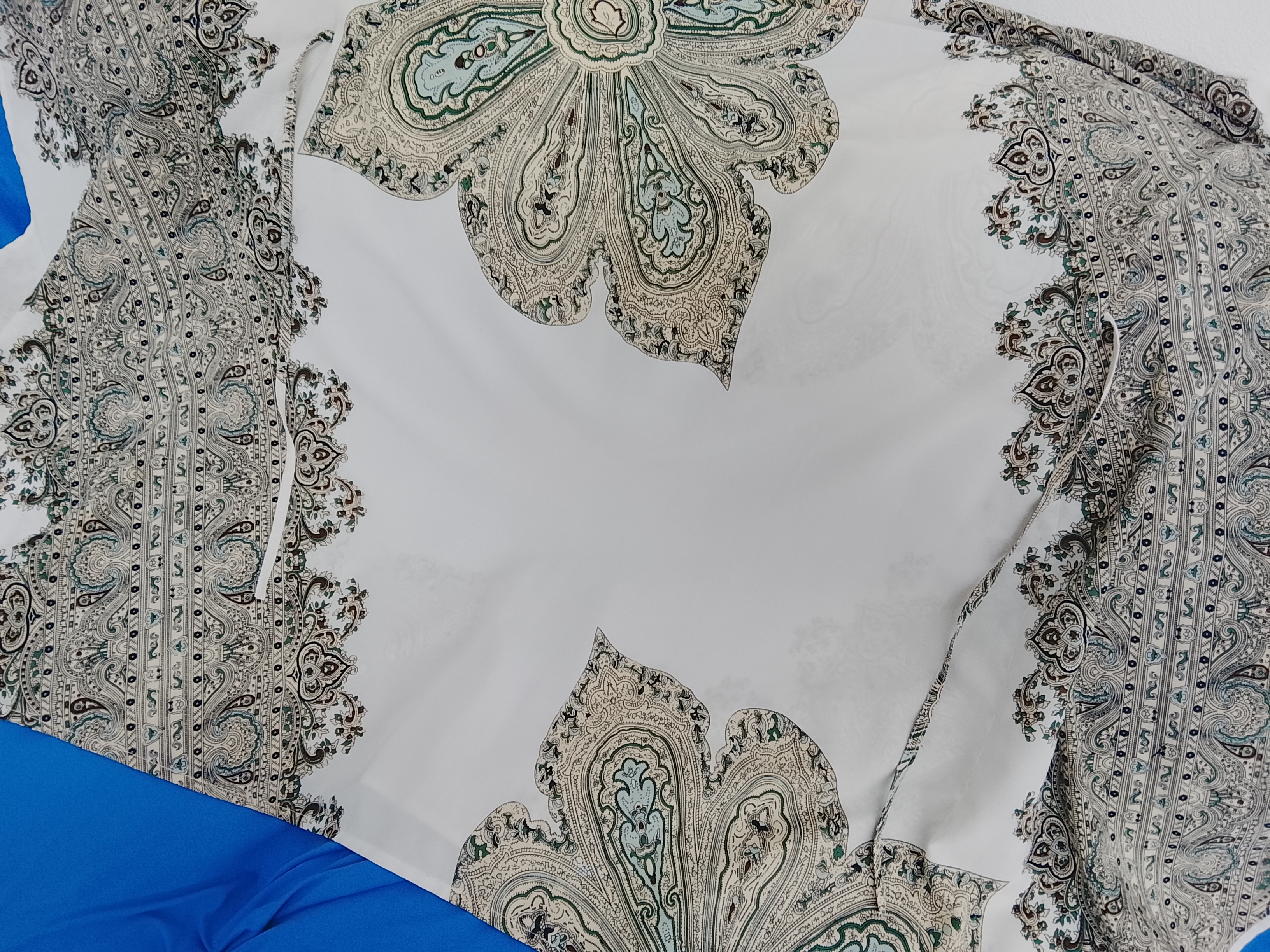 Maglia decorata